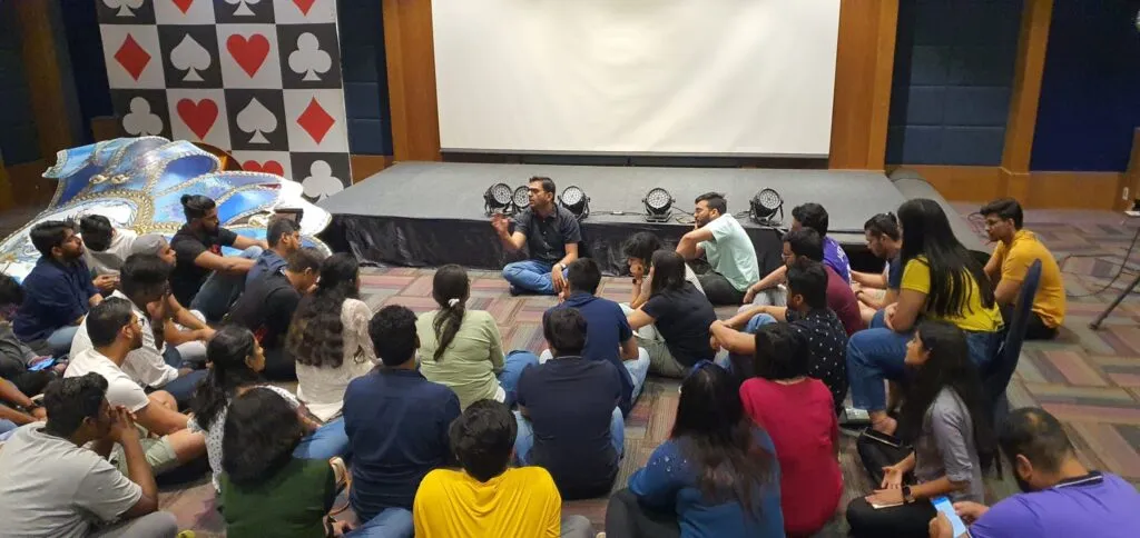 CollPoll’s Ask Me Anything (AMA) Series Featuring Hemant Sahal